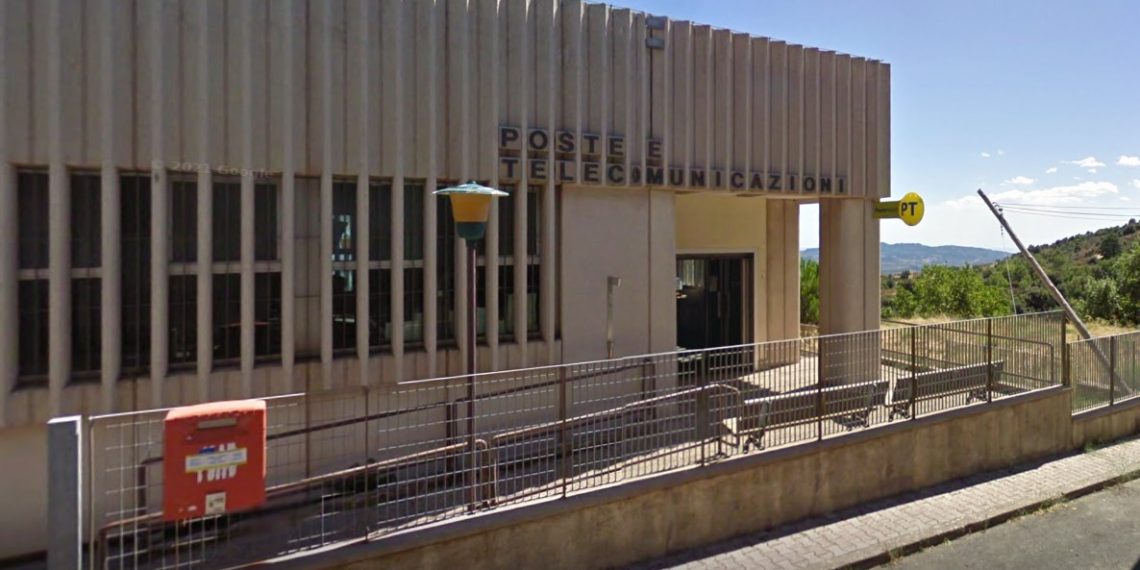 Arrestata l'ex direttrice dell'Ufficio Postale di Caccuri 1 Arrestata l’ex direttrice dell’Ufficio Postale di Caccuri