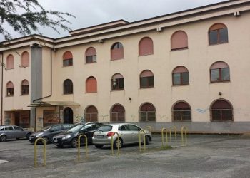 Vibo Valentia, venerdì 13 dicembre aule chiuse alla scuola Buccarelli per disinfestazione