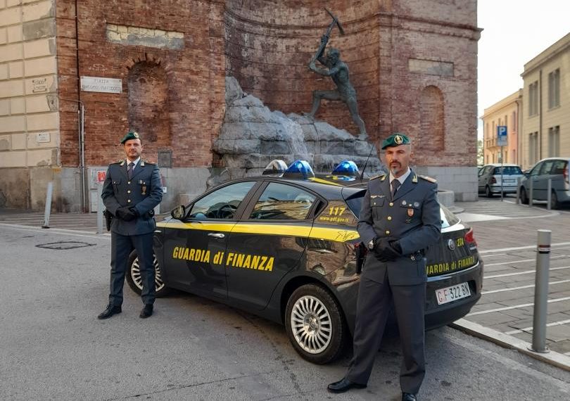 Traffico internazionale di droga, la Guardia di Finanza arresta 10 persone (VIDEO)