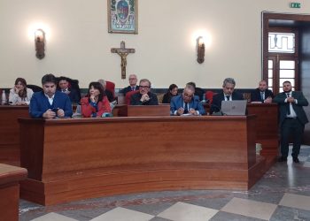 Consiglio comunale aperto sull’acqua, per Maria Rosaria Nesci la Giunta Romeo naviga a vista