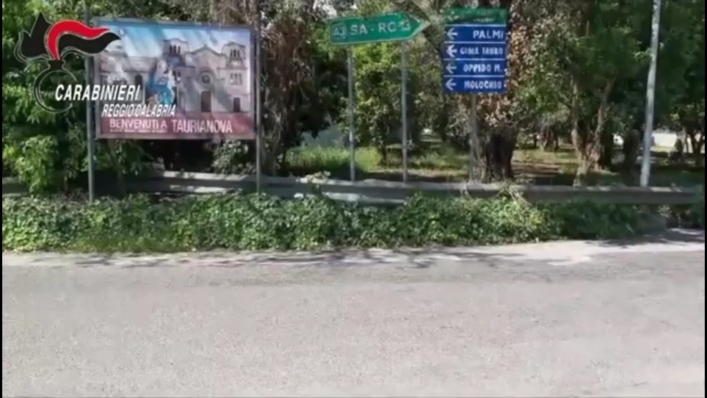 Due anziani coniugi truffati dalla nipote e dal suo compagno (VIDEO) 1 da mettere su dvd.Immagine1003