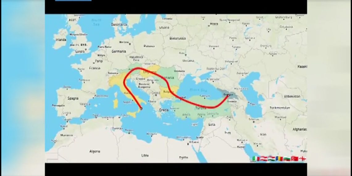 Sgominata rete di sfruttamento della manodopera straniera tra Crotone e Catanzaro (VIDEO) 1 Sgominata rete di sfruttamento della manodopera straniera tra Crotone e Catanzaro (VIDEO)