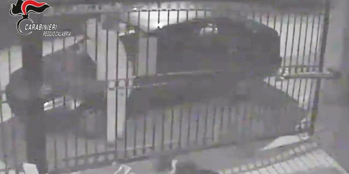 Convalidato il fermo del piromane seriale di Marina di Gioiosa (VIDEO) 1 Convalidato il fermo del piromane seriale di Marina di Gioiosa (VIDEO)