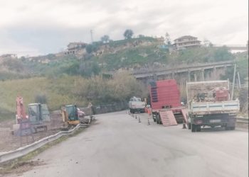 Sopralluogo del presidente della Provincia Corrado L’Andolina sulle strade delle Serre vibonesi 6 Strade provinciali che conducono a Briatico. Il presidente L’Andolina analizza la situazione di tutte le arterie