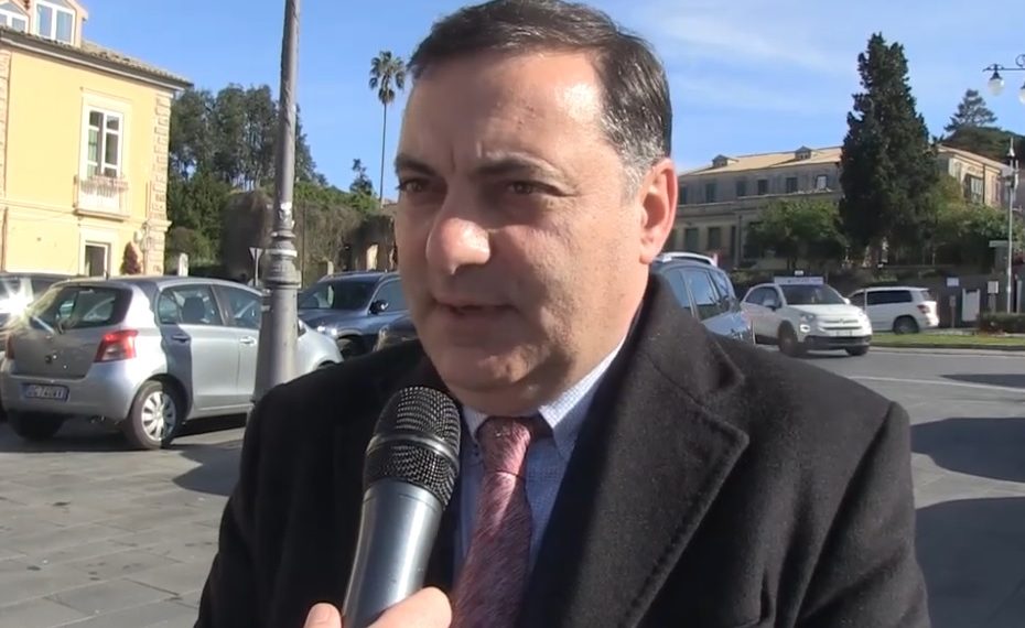 Sanità vibonese verso il baratro, Francavilla Angitola senza medico e senza assistenza sanitaria (VIDEO)