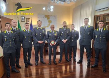 La Nave Scuola della Guardia di Finanza “Mazzei” ha fatto tappa nel porto di Vibo Marina