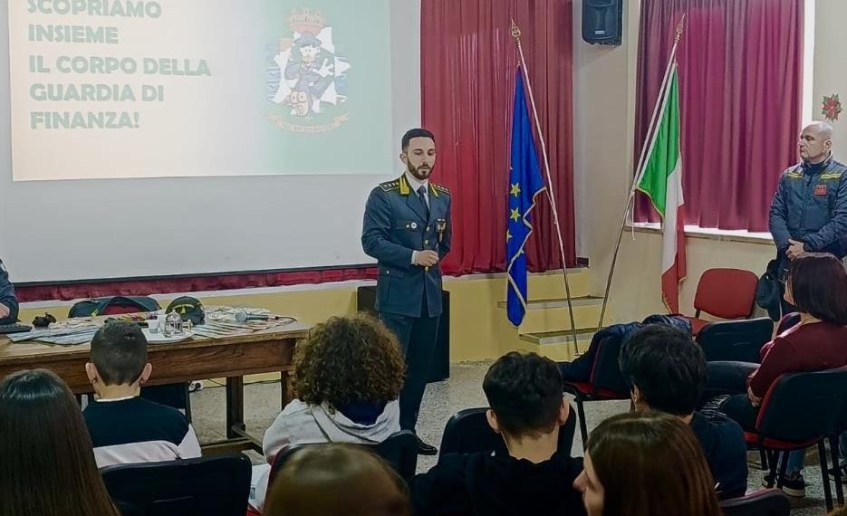 Proseguono gli incontri del progetto “Educazione alla Legalità Economica”