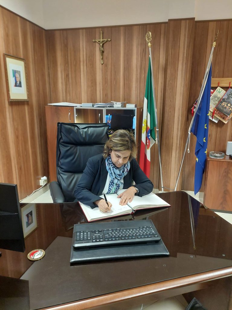 Il Prefetto Anna Aurora Colosimo in visita istituzionale alla Capitaneria di Porto di Vibo Valentia 2 WhatsApp Image 2025 02 10 at 20.15.32 1