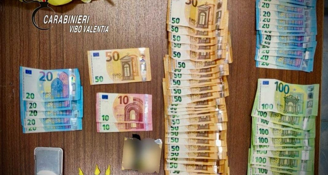 Intensificati i controlli dei Carabinieri sul territorio: un arresto e una denuncia 1 Intensificati i controlli dei Carabinieri sul territorio: un arresto e una denuncia