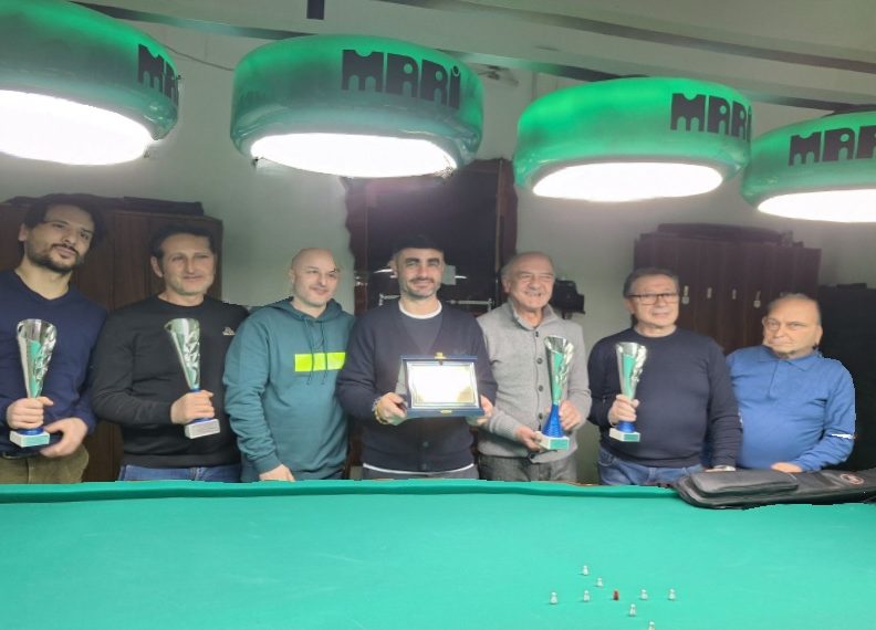 Allo Sporting Club di Vibo Valentia di scena il Biliardo con il Memorial Franco Cosentino 1 Allo Sporting Club di Vibo Valentia di scena il Biliardo con il Memorial Franco Cosentino