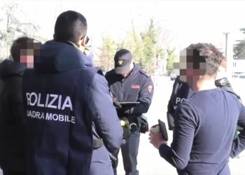 Vasta operazione contro la criminalità giovanile in tutta Italia (VIDEO)