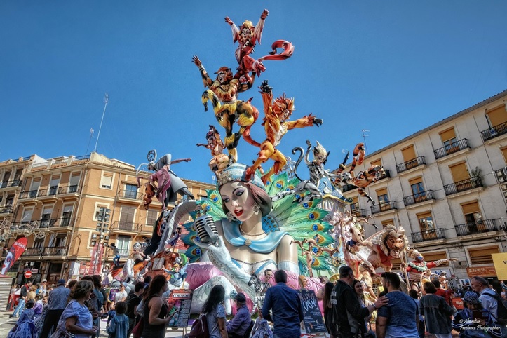 Fallas de Valencia, una festa divertente e spettacolare che si svolge a marzo! 6 fallas 3