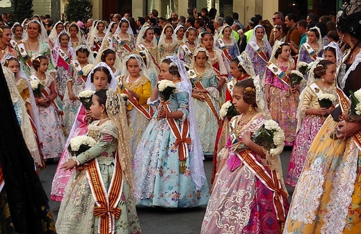 Fallas de Valencia, una festa divertente e spettacolare che si svolge a marzo! 3 fallas 5