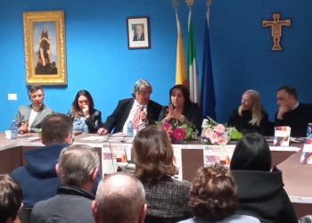 “Il caso Nik Spatari”, straordinario successo alla presentazione del libro di Caterina Malfarà Sacchini (VIDEO)
