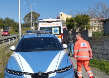 A Catanzaro un uomo cerca di darsi fuoco per evitare lo sfratto coatto