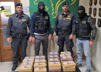La Guardia di Finanza ha arrestato 6 persone e sequestrato beni per 7,7 milioni di euro (VIDEO)