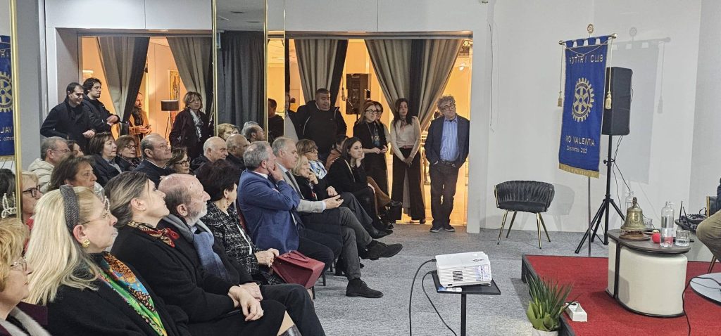 Oscar Farinetti a Vibo Valentia con il libro “Hai Mangiato? Racconti per prendersi cura del genere umano” (VIDEO) 3 481672685 10229929831410108 291198498310316411 n