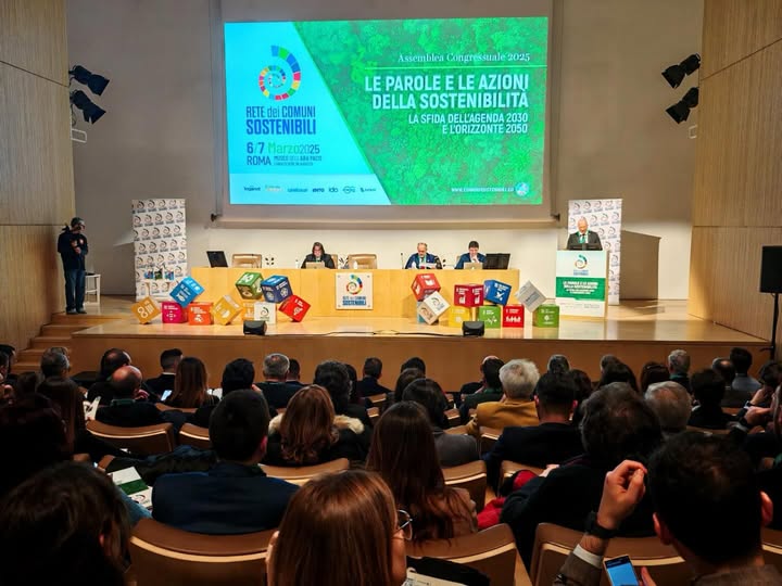 A Roma la terza assemblea nazionale della Rete dei Comuni Sostenibili, a Parghelia la Bandiera 2025 3 482661348 18033901526537412 7512441007308787327 n