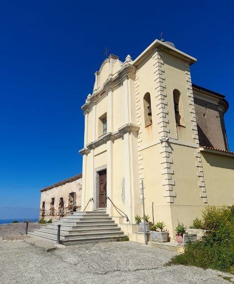 Nicotera, in gravi condizioni di degrado il sito della “Madonna a Scala”