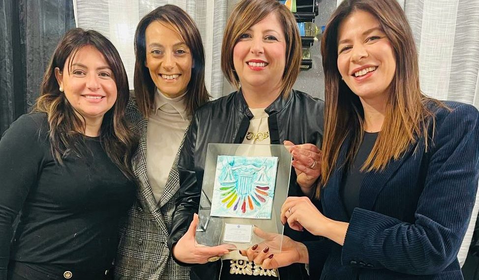 Riconoscimento alla pizzaiola Irene Malfarà da parte del Comitato Pari Opportunità degli avvocati di Vibo Valentia 1 Riconoscimento alla pizzaiola Irene Malfarà da parte del Comitato Pari Opportunità degli avvocati di Vibo Valentia