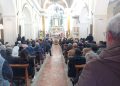Una folla numerosa e commossa ha partecipato a Sersale ai funerali del preside Michele Scarpino