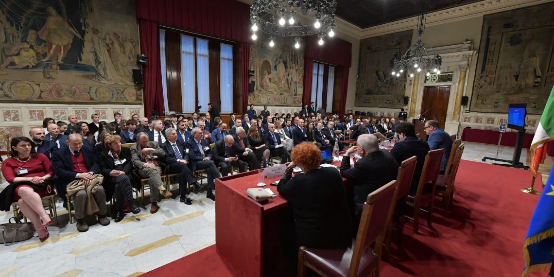 Dibattito aperto e costruttivo al Think Tank "Parole Guerriere" su Ius Scholae e Ius Italiae 1 Dibattito aperto e costruttivo al Think Tank “Parole Guerriere” su Ius Scholae e Ius Italiae