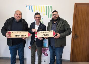 Quando il cammino diventa cultura: il Gal Terre Vibonesi offre una nuova segnaletica per Kalabria Coast to Coast