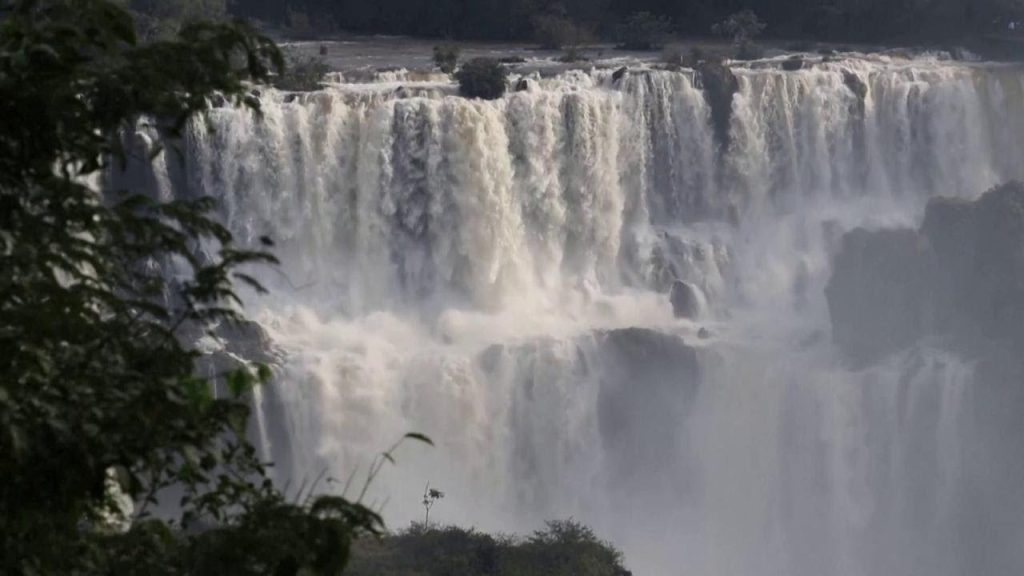 cascata dacqua
