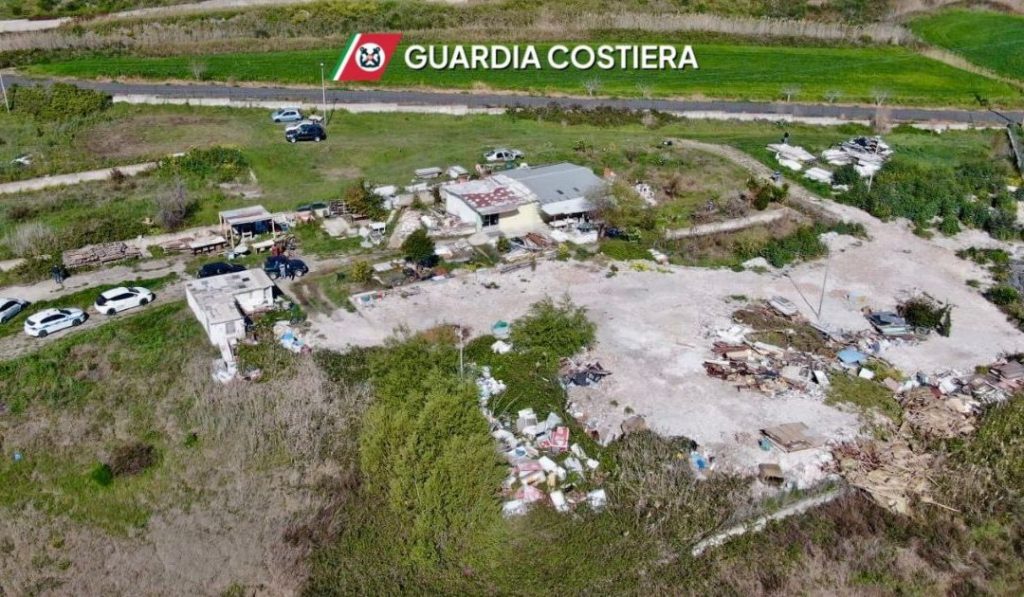 crotone discarica abusiva sequestrata 1080x630 1