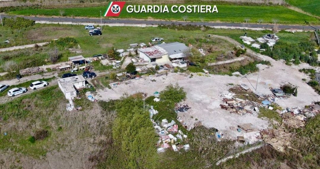 Scoperta un'altra discarica abusiva a Crotone 1 Scoperta un’altra discarica abusiva a Crotone