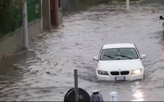 Tutto il Vibonese in pieno caos viabilità tra arterie chiuse, strade allagate, frane a ripetizione (FOTO) 3 generico marzo 2025 558742