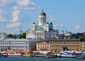 Helsinki: una passeggiata nel centro storico sulle orme di Svezia e Russia