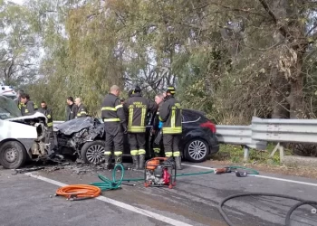 Incidente mortale tra le frazioni di Longobardi e Vibo Marina