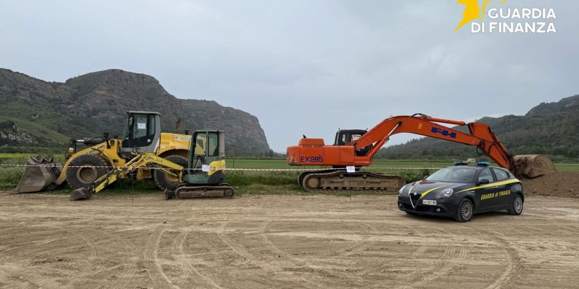 Sequestrata un’area di oltre 139.000 mq adibita a cava di inerti non autoirizzata