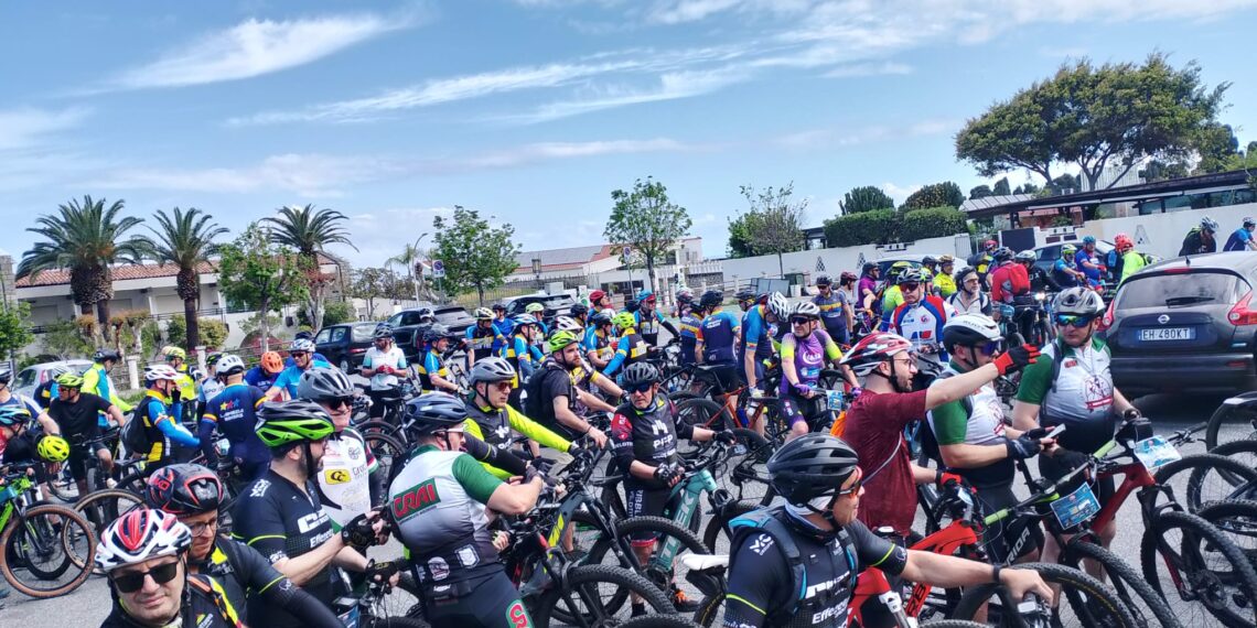 Straordinario successo per la Pedalata cicloturistica Costa degli Dei, seconda tappa dei raduni itineranti Onda Calabra