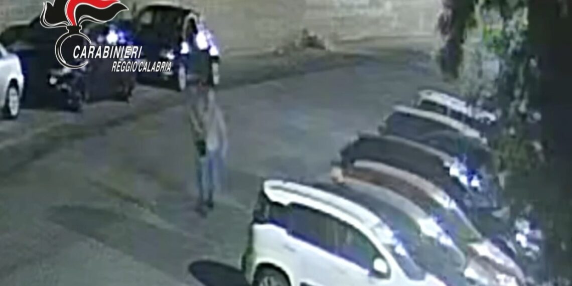 Scoperta dai Carabinieri una banda che rubava auto nelle province di Reggio Calabria e Vibo Valentia (VIDEO)