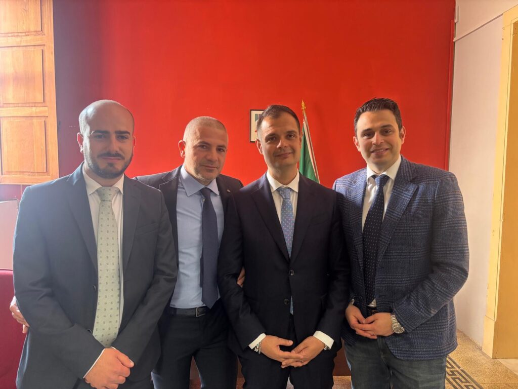 Centrodestra vibonese sempre più Moderato: Forza Italia perde pezzi mentre aumentano i fans di Vito Pitaro 3 WhatsApp Image 2025 04 30 at 13.02.33