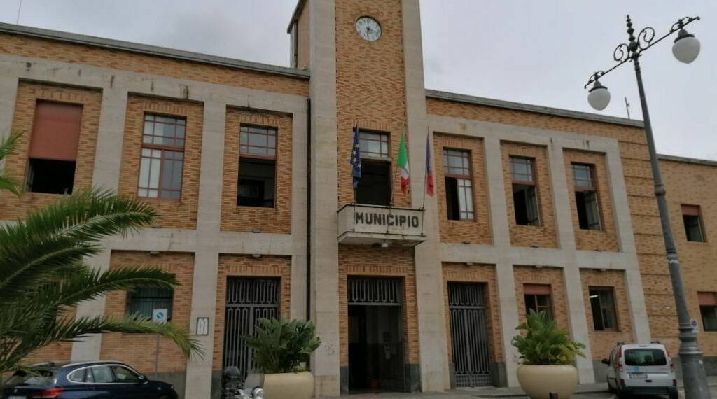 Consiglio comunale Vibo Valentia, scambio di poltrona nel gruppo Vibo Unica