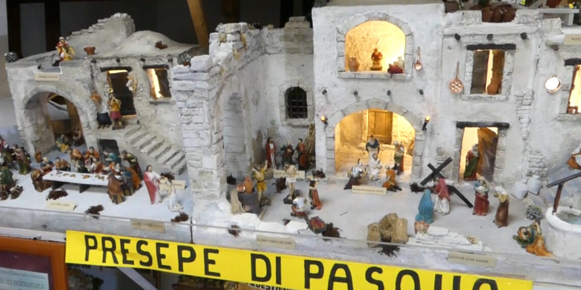 A Tropea un artigiano ha realizzato il Presepe di Pasqua (VIDEO) 1 A Tropea un artigiano ha realizzato il Presepe di Pasqua (VIDEO)