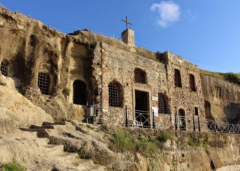 A Pasqua furto sacrilego nella Chiesetta di Piedigrotta a Pizzo