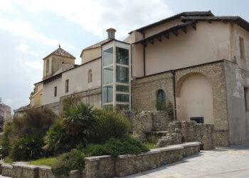 Giovedì alle Gallerie del San Giovanni di Catanzaro, inaugurazione della mostra “Es e materia”