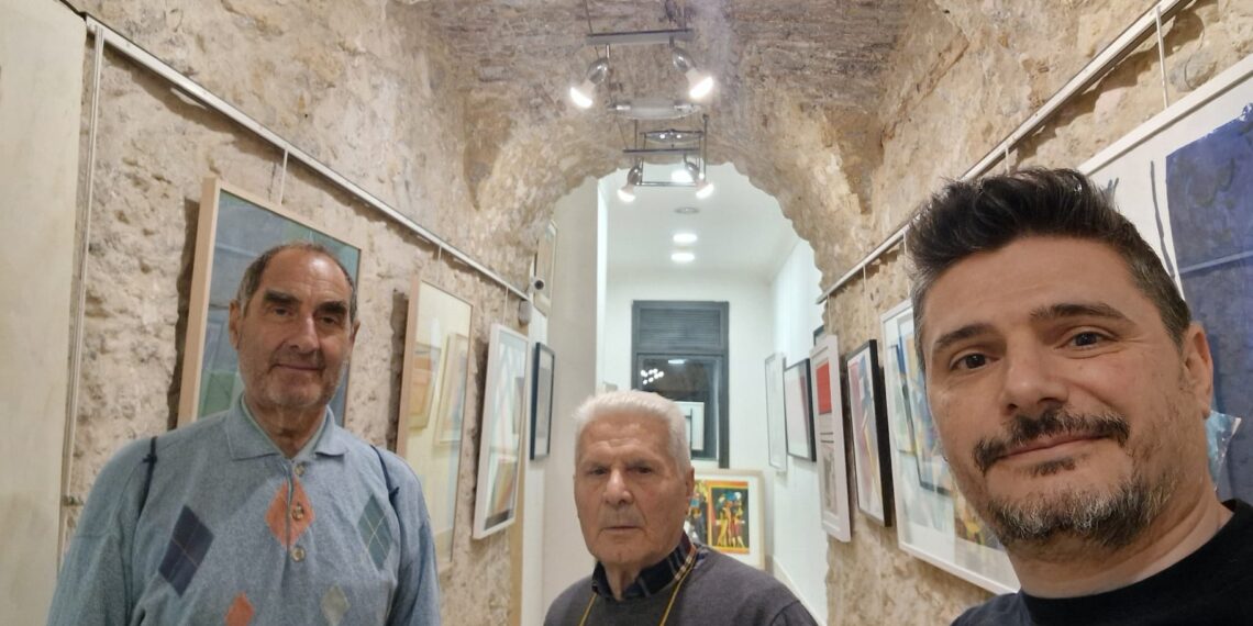 Concluso da Verduci Arte il ciclo espositivo con le opere di Mimmo Rotella 1 Concluso da Verduci Arte il ciclo espositivo con le opere di Mimmo Rotella