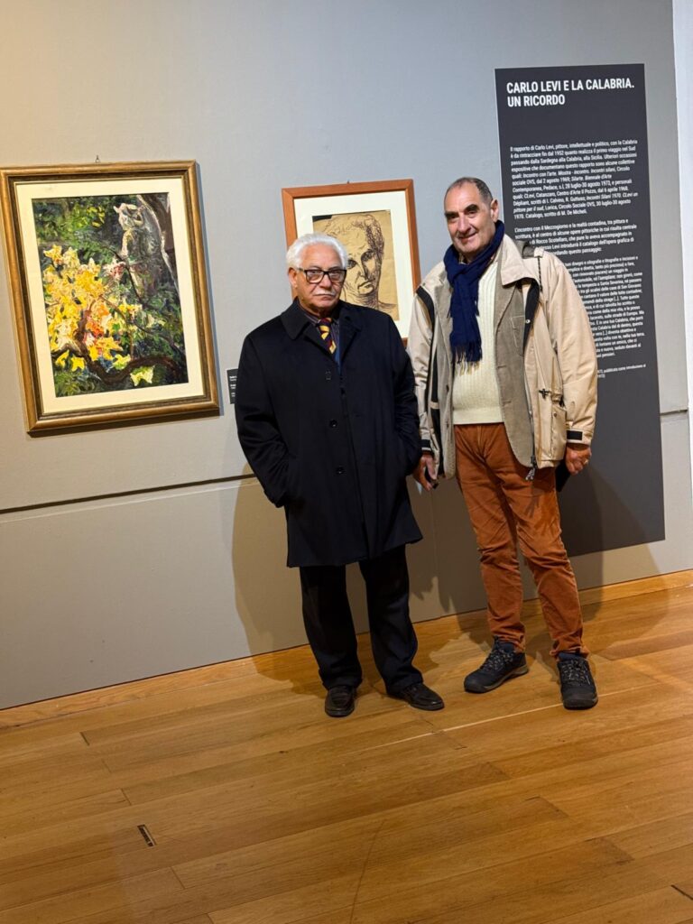 Concluso da Verduci Arte il ciclo espositivo con le opere di Mimmo Rotella 4 WhatsApp Image 2025 05 08 at 13.58.55