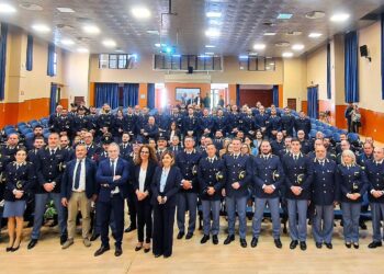 Alla Scuola di Polizia di Vibo Valentia consegnati i riconoscimenti a chi si è distinto sul lavoro