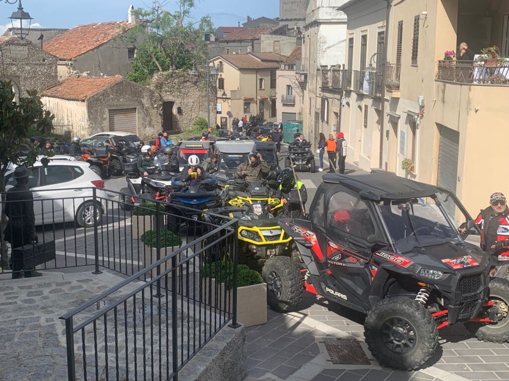 Una domenica all'insegna dei quad a Zagarise fra arte, sport, natura e cultura 4 WhatsApp Image 2025 05 25 at 15.32.57 1