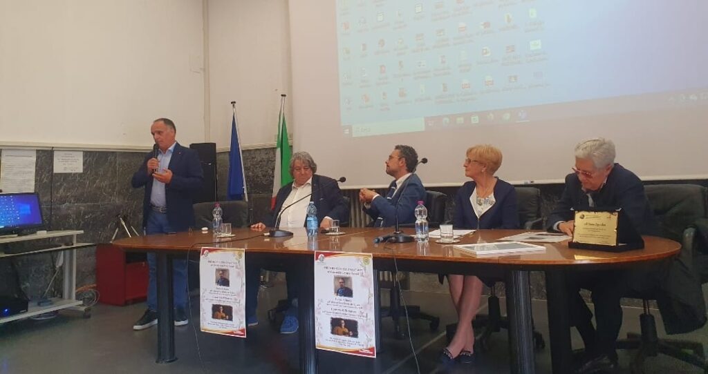 Il giornalista Enzo Arceri, eccellenza vibonese, premiato da Radici per il Futuro (VIDEO) 6 WhatsApp Image 2025 05 29 at 08.13.40 2