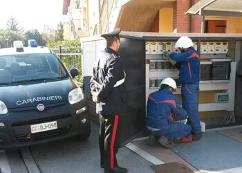 Furto di energia elettrica: arrestati in tre a Belcastro