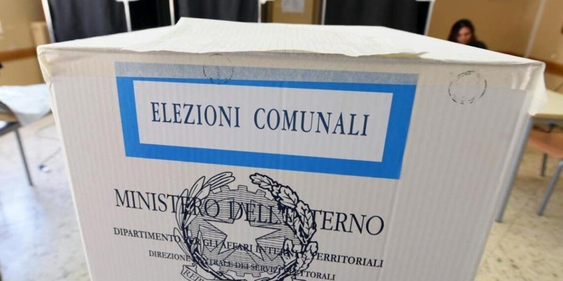 Affluenza al voto alle amministrative in calo in tutta la Calabria