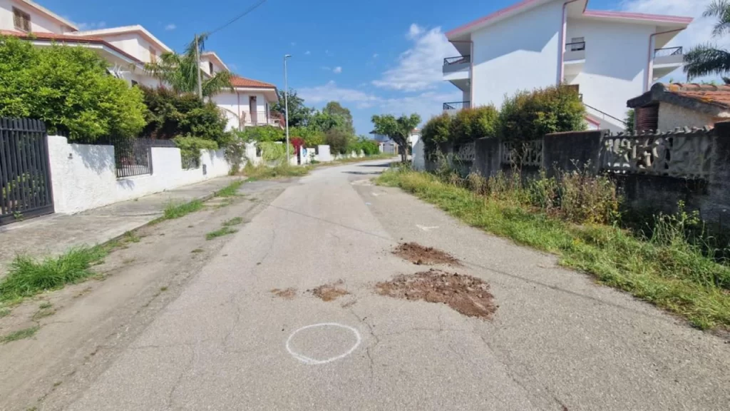 uccide il figlio al termine di una lite e si costituisce