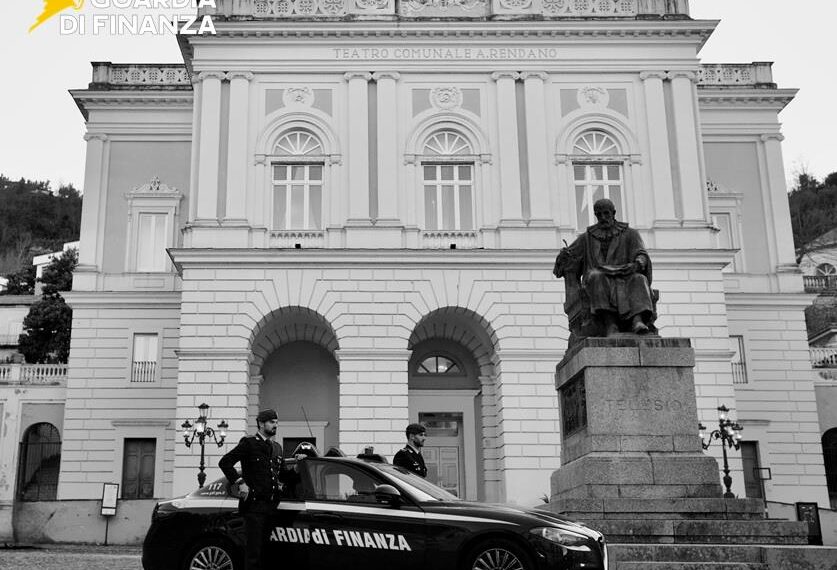 Il Bilancio operativo della Guardia di Finanza di Cosenza 1 Il Bilancio operativo della Guardia di Finanza di Cosenza